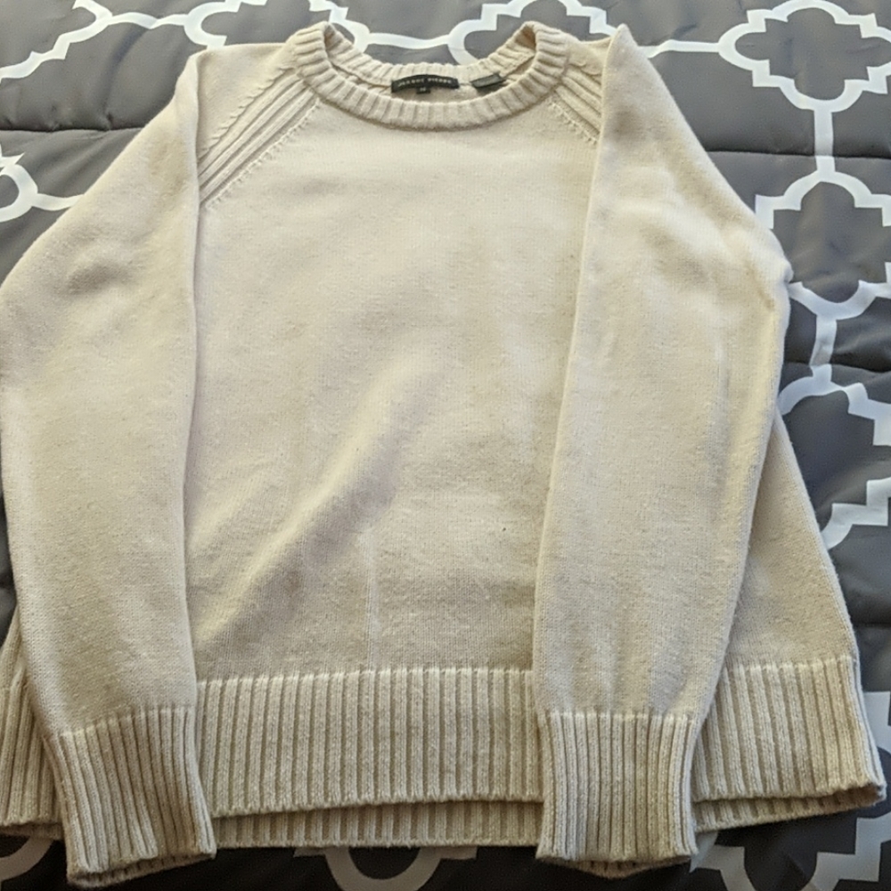 Women's sweater